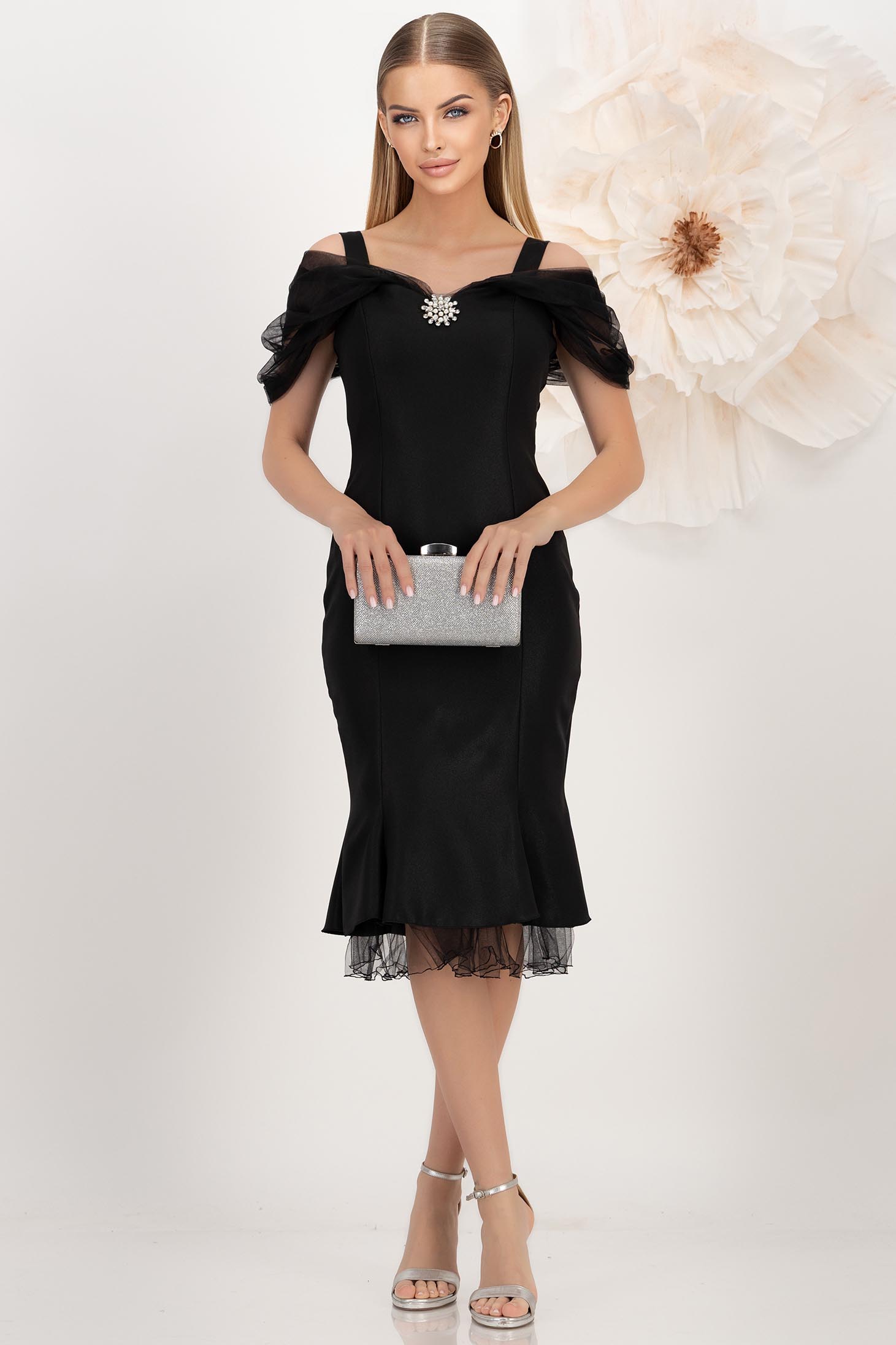 Rochie din stofa elastica neagra midi tip creion cu volanas la baza rochiei - StarShinerS 1 - StarShinerS.ro