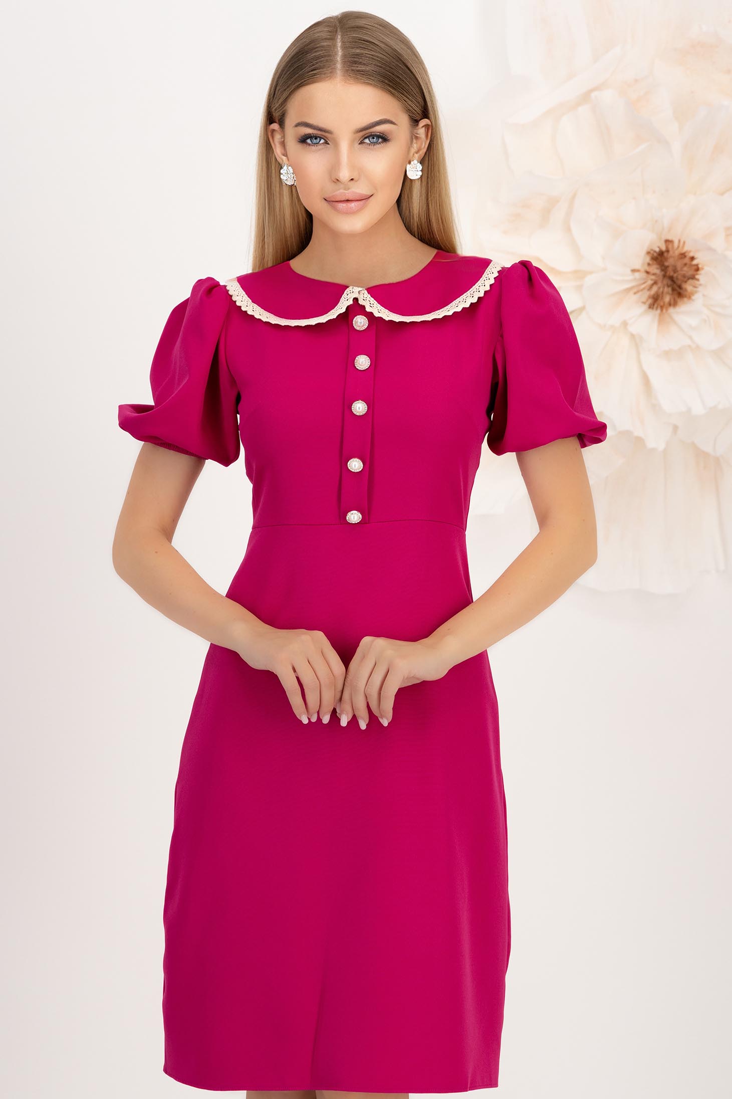 Rochie din stofa elastica fuchsia pana la genunchi cu croi in a si guler rotunjit cu dantela - StarShinerS 1 - StarShinerS.ro