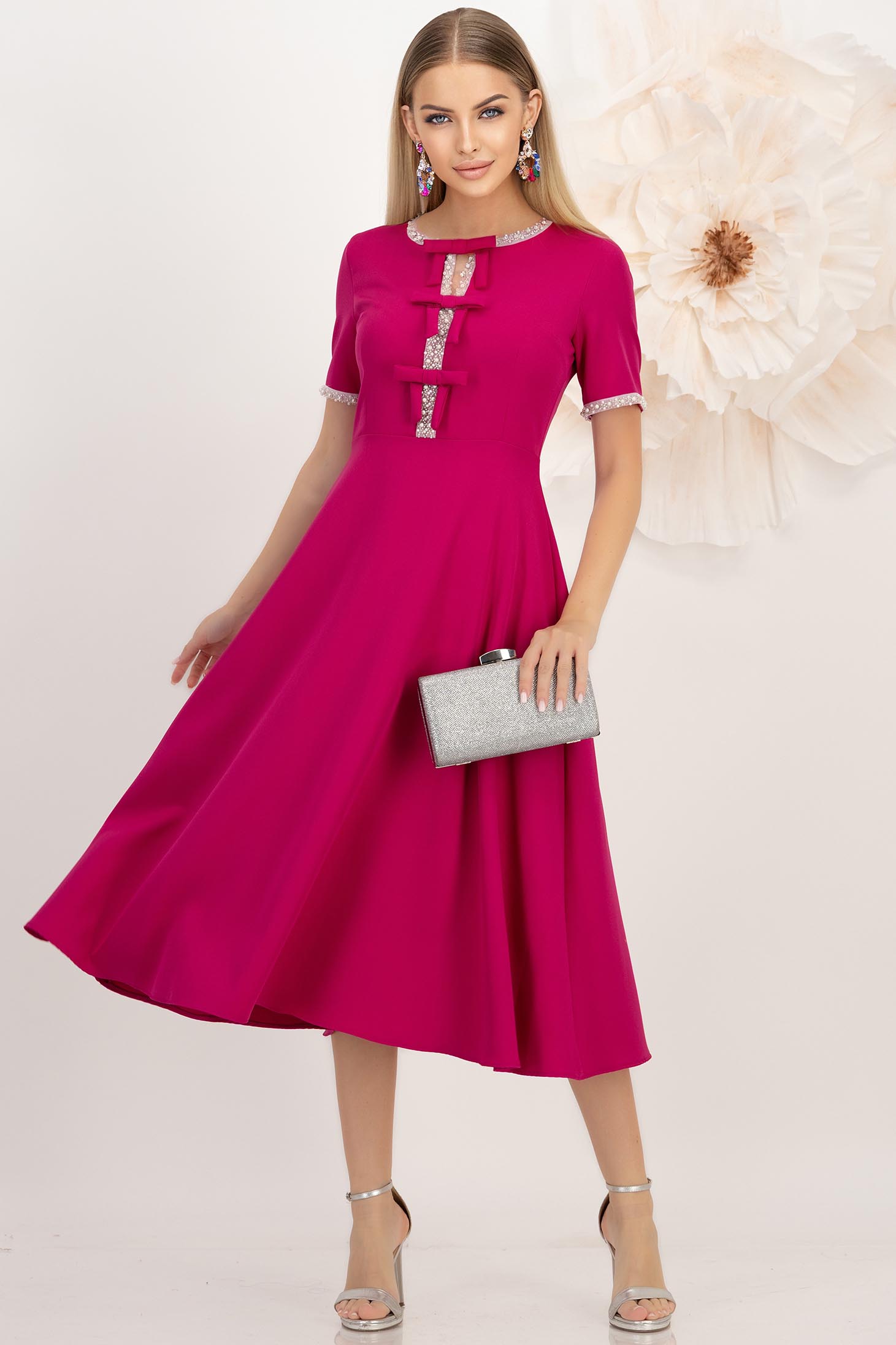Rochie din stofa elastica fuchsia midi in clos cu fundite, perle si pietre strass - StarShinerS 1 - StarShinerS.ro