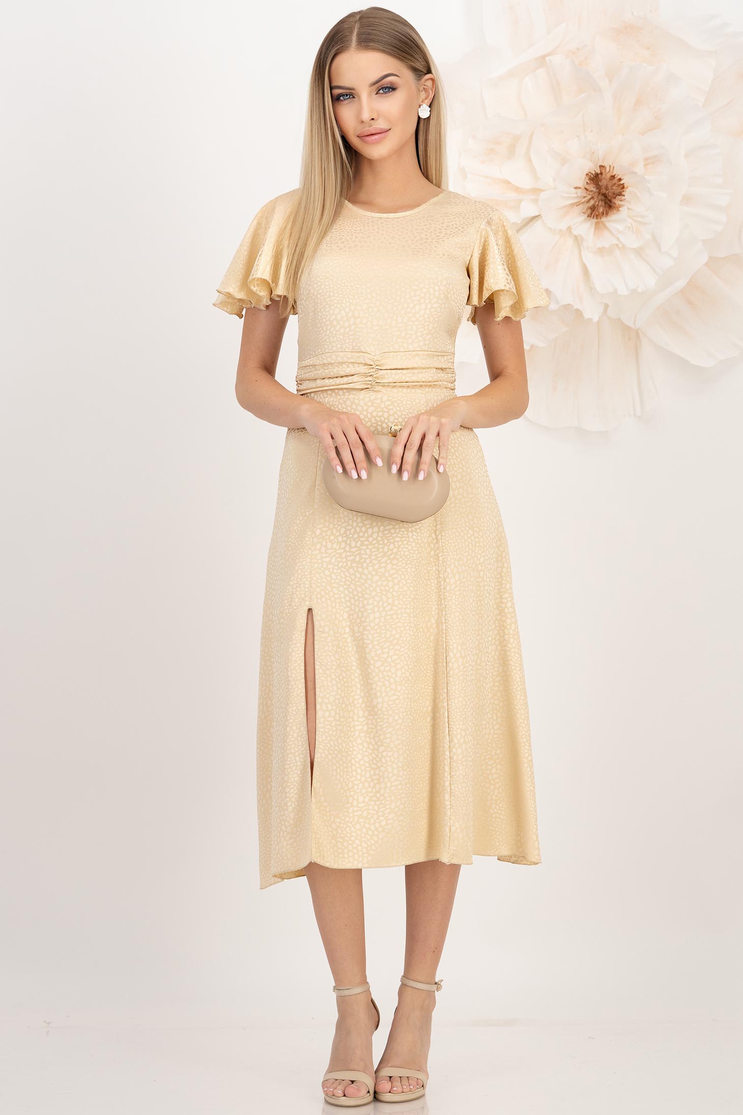 Rochie din satin bej midi in clos crapata pe picior cu volanase la umeri - StarShinerS 1 - StarShinerS.ro