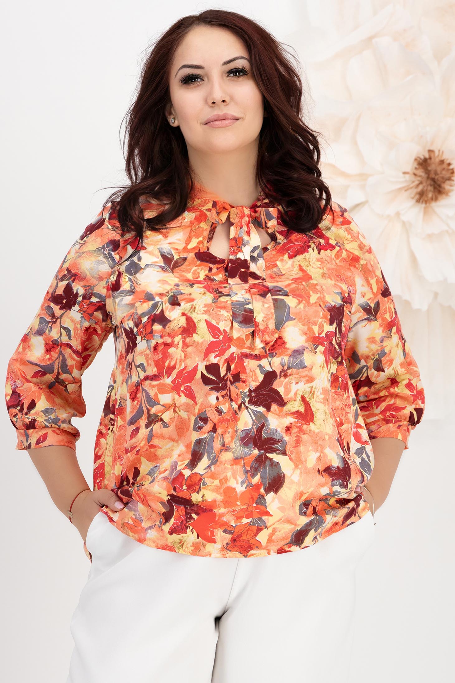 Bluza dama din viscoza si in corai usor asimetrica cu croi larg si guler tip esarfa - StarShinerS 1 - StarShinerS.ro