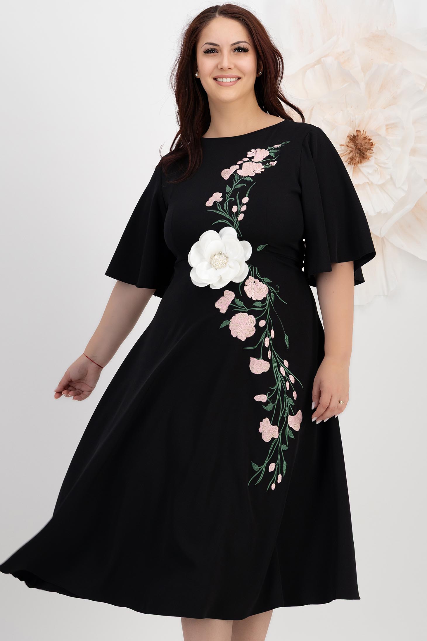 StarShinerS crno haljina midi tkanine cloche 1 - StarShinerS.hr