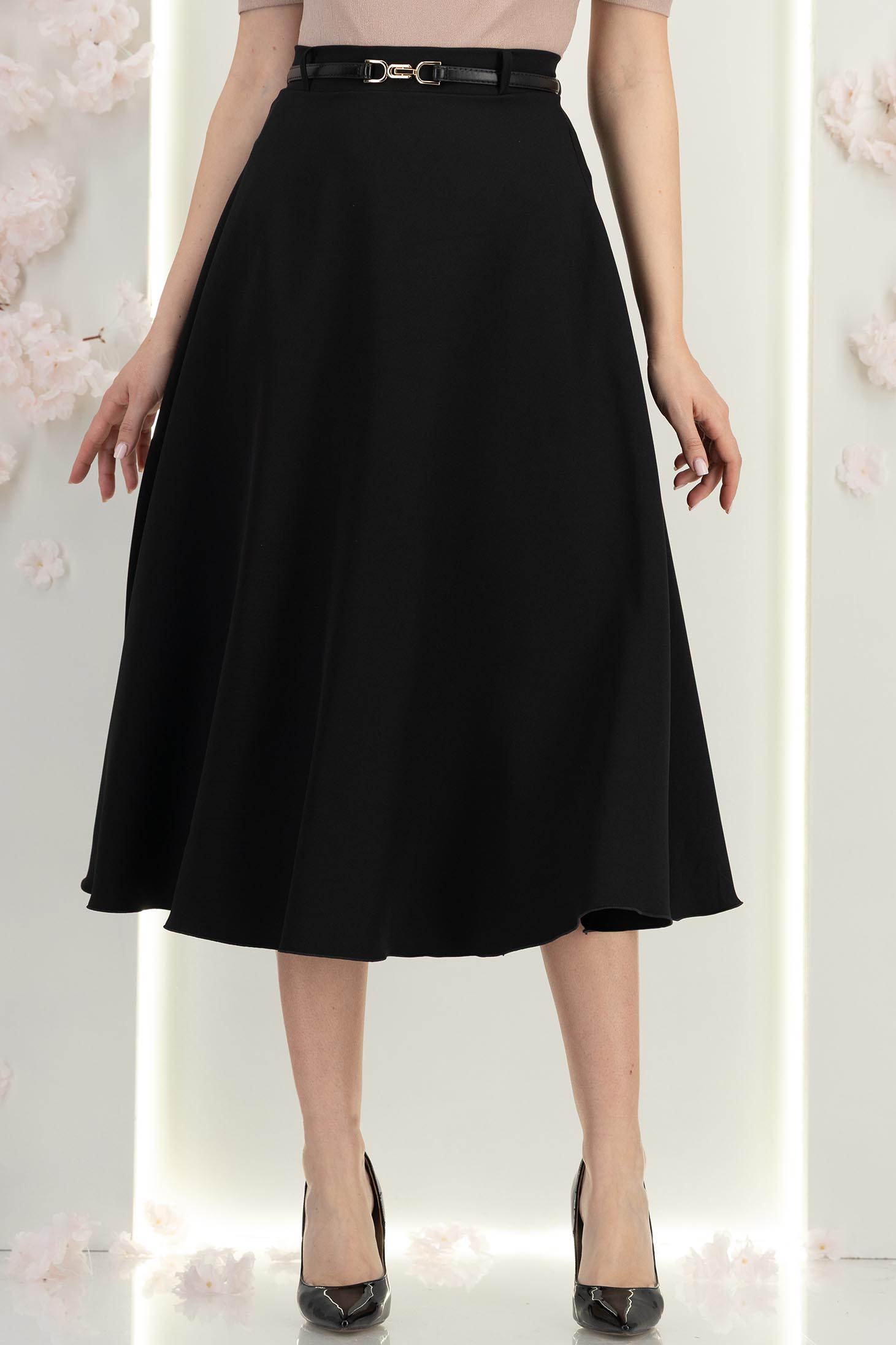 Fusta din stofa neagra midi in clos cu accesoriu tip curea - StarShinerS 1 - StarShinerS.ro