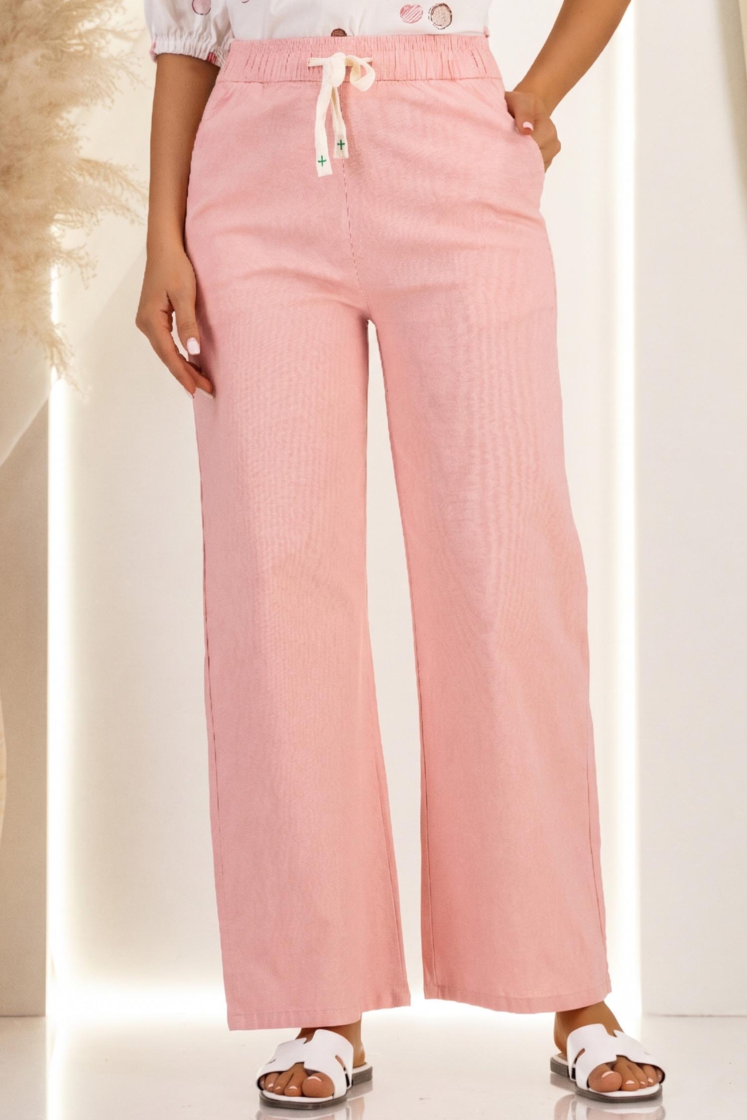 Pantaloni din bumbac roz pudra cu un croi drept si buzunare laterale 1 - StarShinerS.ro