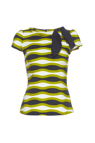 Fofy green women`s blouse with graphic details