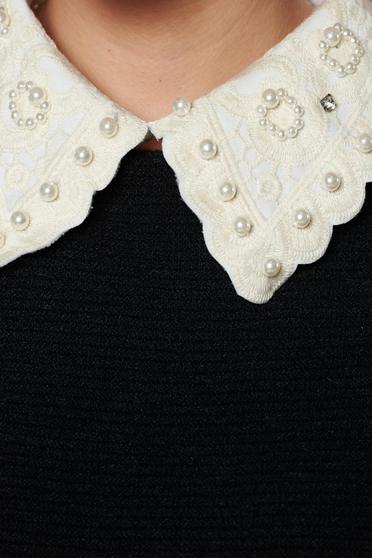 StarShinerS cream necklace with pearl embellished details