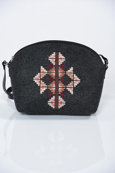 Darkgrey embroidered bag with long, adjustable handle
