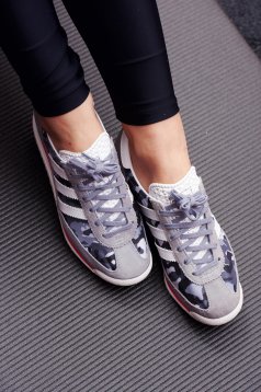 Originals Adidas grey casual sneakers with lace and light sole