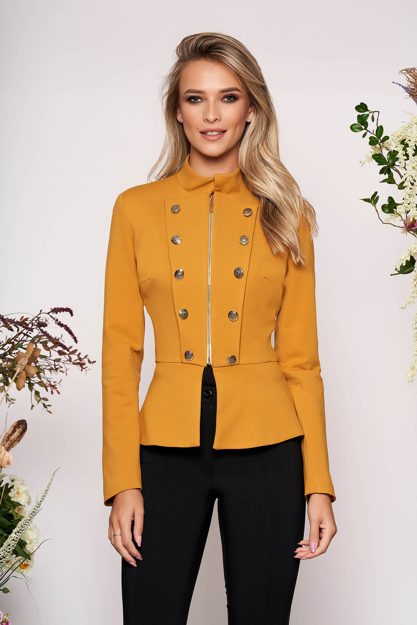 Jacheta LaDonna mustarie office elegant captusit pe interior accesorizat cu nasturi cu umerii buretati