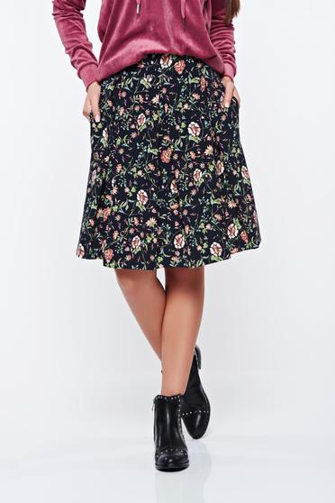 PrettyGirl black cloche casual skirt with floral print