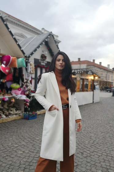 LaDonna casual straight with pockets white coat from wool