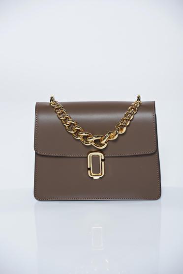 Grey casual ecological leather bag accessorized with chain
