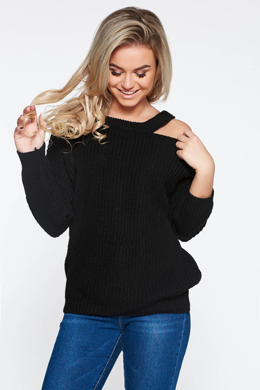 Black casual knitted flared sweater with both shoulders cut out