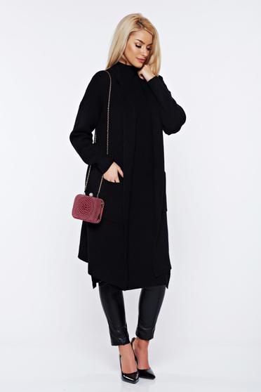Black knitted asymmetrical cardigan with easy cut