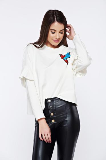 White casual embroidered flared sweater with ruffled sleeves