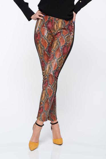 PrettyGirl brown trousers with medium waist with tented cut