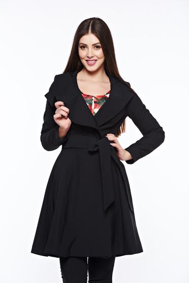Artista black trenchcoat with inside lining cloche accessorized with tied waistband