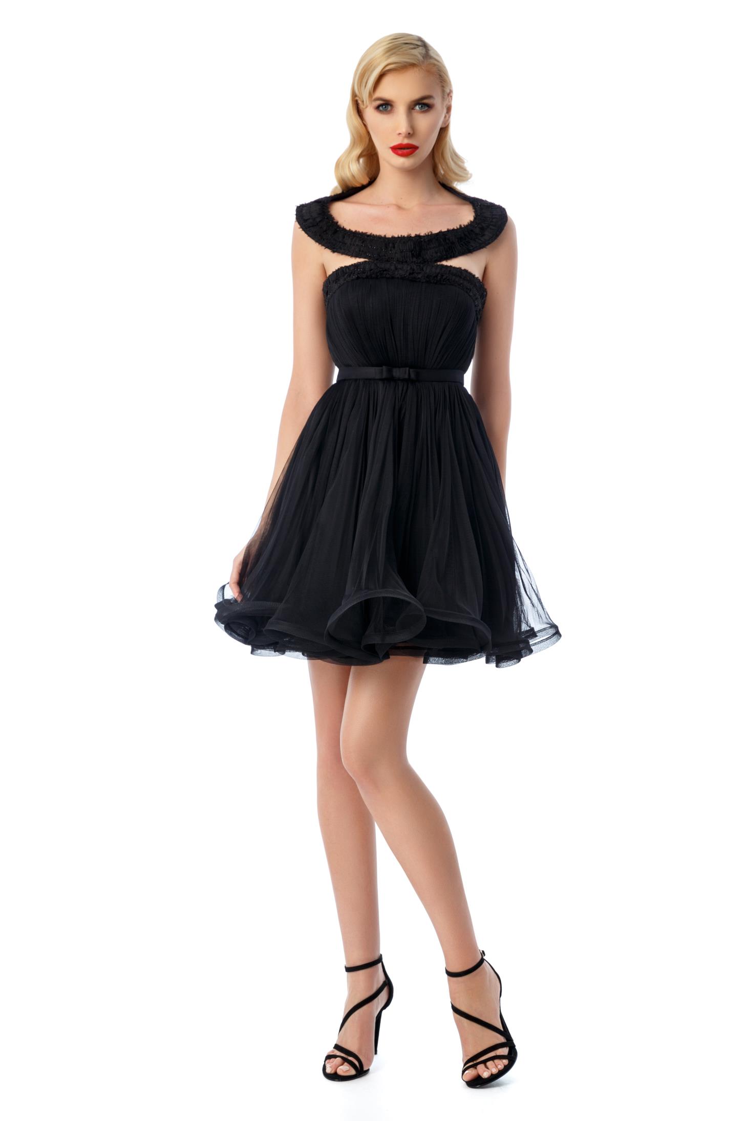 Rochie Ana Radu neagra de lux in clos din tul captusita pe interior