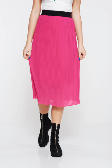 Pink skirt casual with elastic waist with inside lining folded up