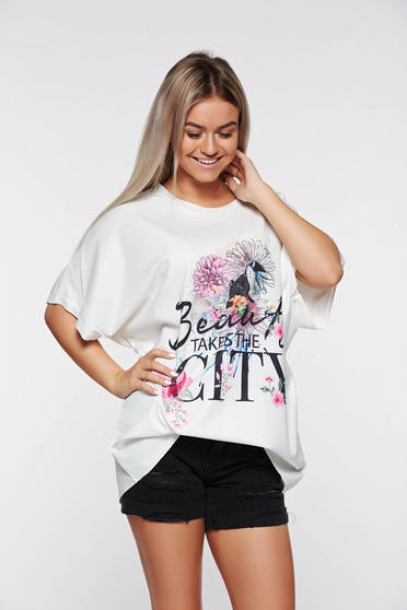 White t-shirt casual flared slightly elastic fabric