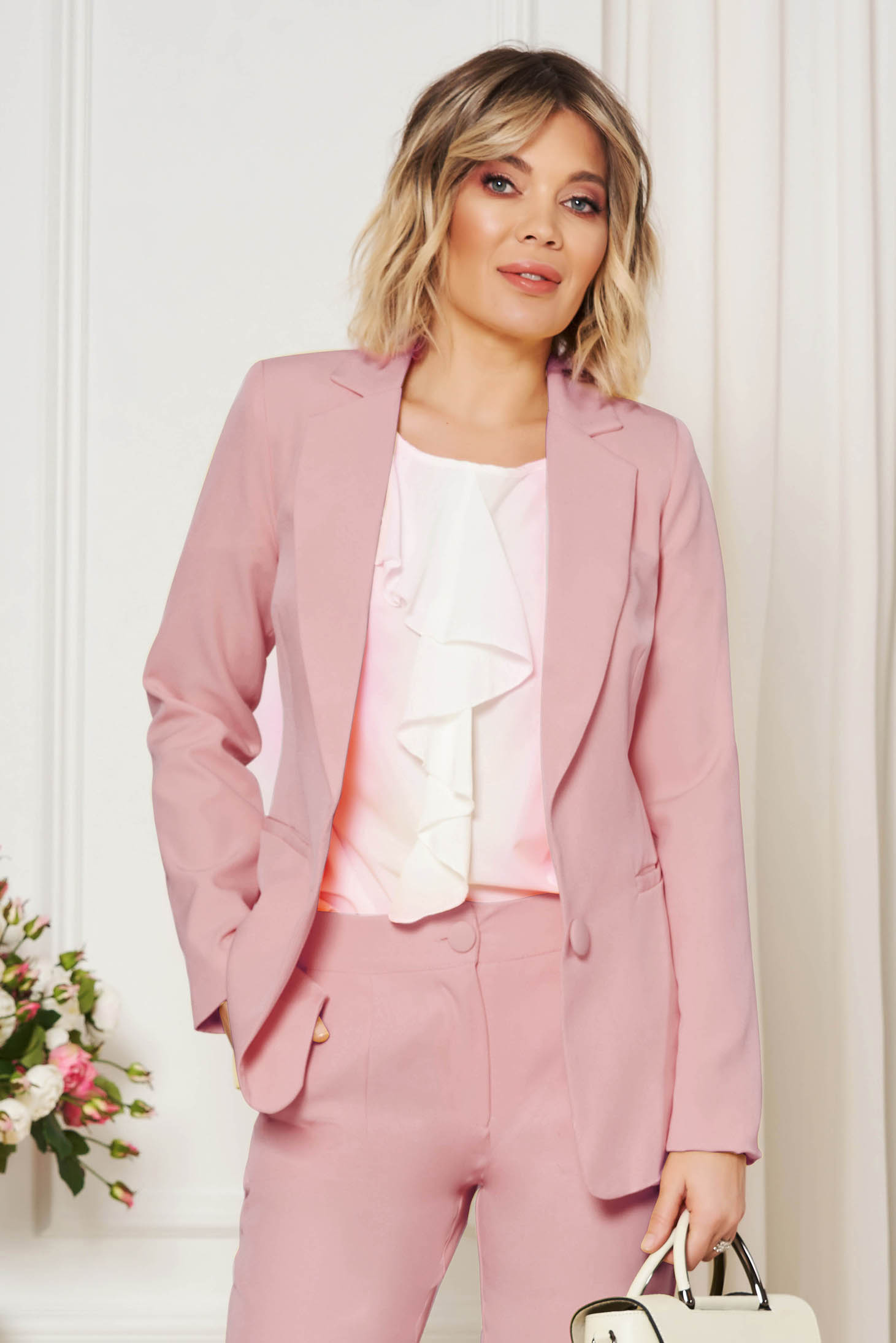 StarShinerS lightpink jacket with inside lining office from non elastic fabric arched cut