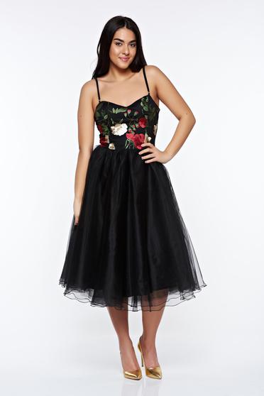Artista black occasional cloche dress with inside lining embroidered with push-up cups