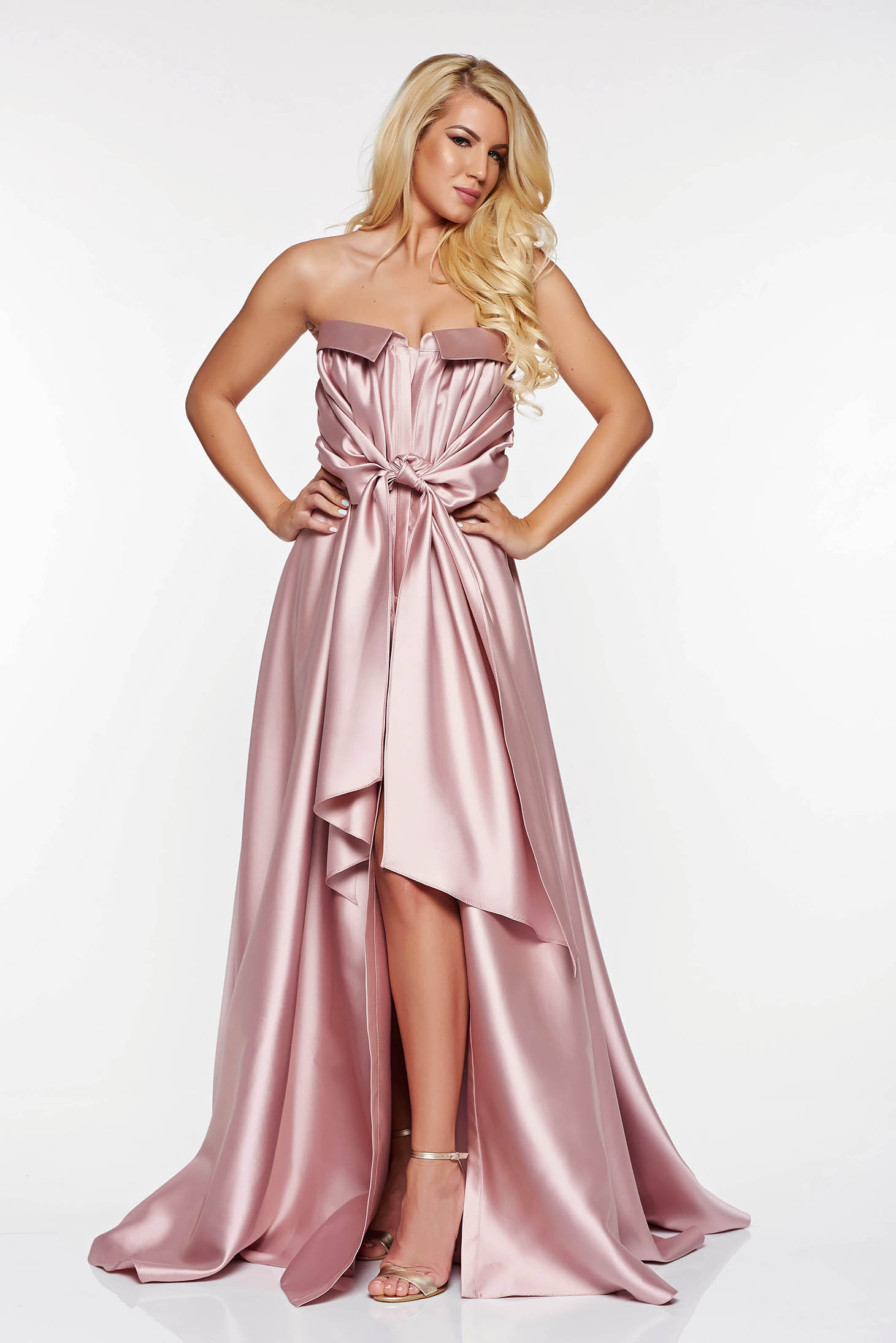 Rochie LaDonna rosa de ocazie asimetrica din material satinat cu umeri goi