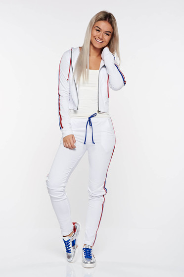 Ocassion white set sporty elastic cotton with tented cut is fastened around the waist with a ribbon