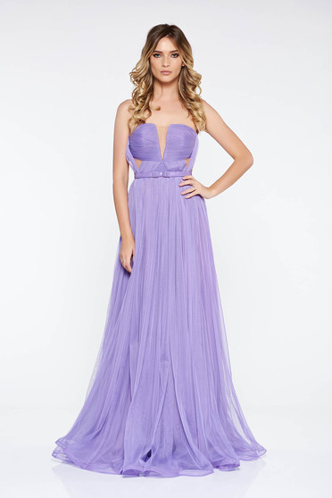 Ana Radu lila dress luxurious from tulle with inside lining with deep cleavage accessorized with tied waistband