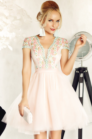 Fofy rosa occasional cloche dress from tulle with embroidery details with inside lining