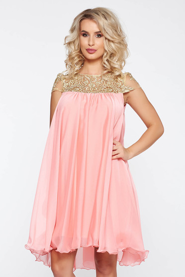 Artista peach occasional with easy cut dress with embroidery details from veil with inside lining