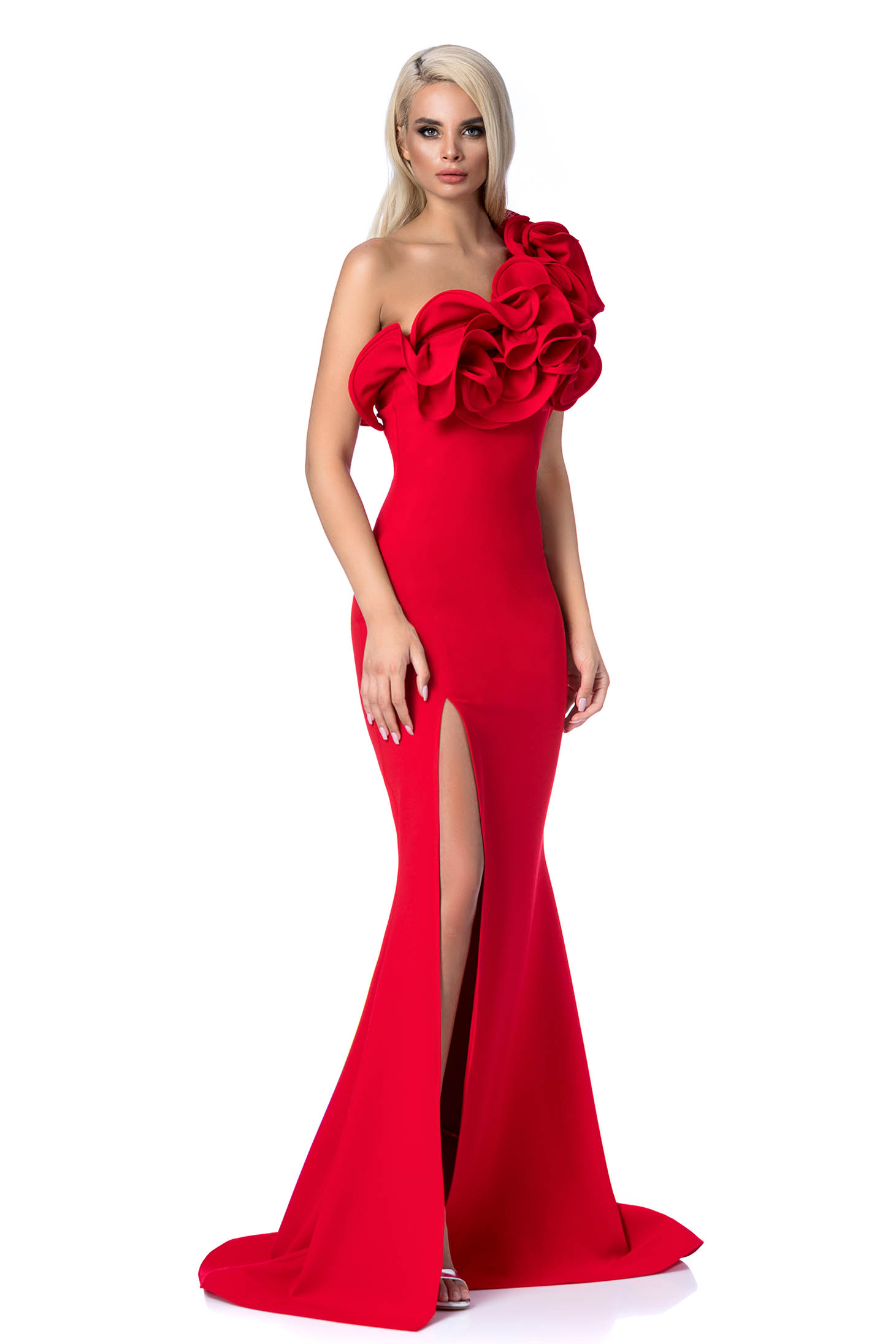 Red occasional long mermaid dress with ruffle details with tented cut