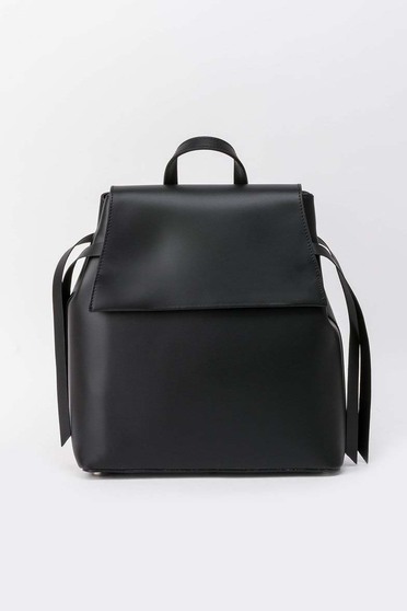 Black backpacks casual natural leather