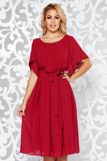 Burgundy elegant dress with elastic waist voile fabric with inside lining accessorized with tied waistband