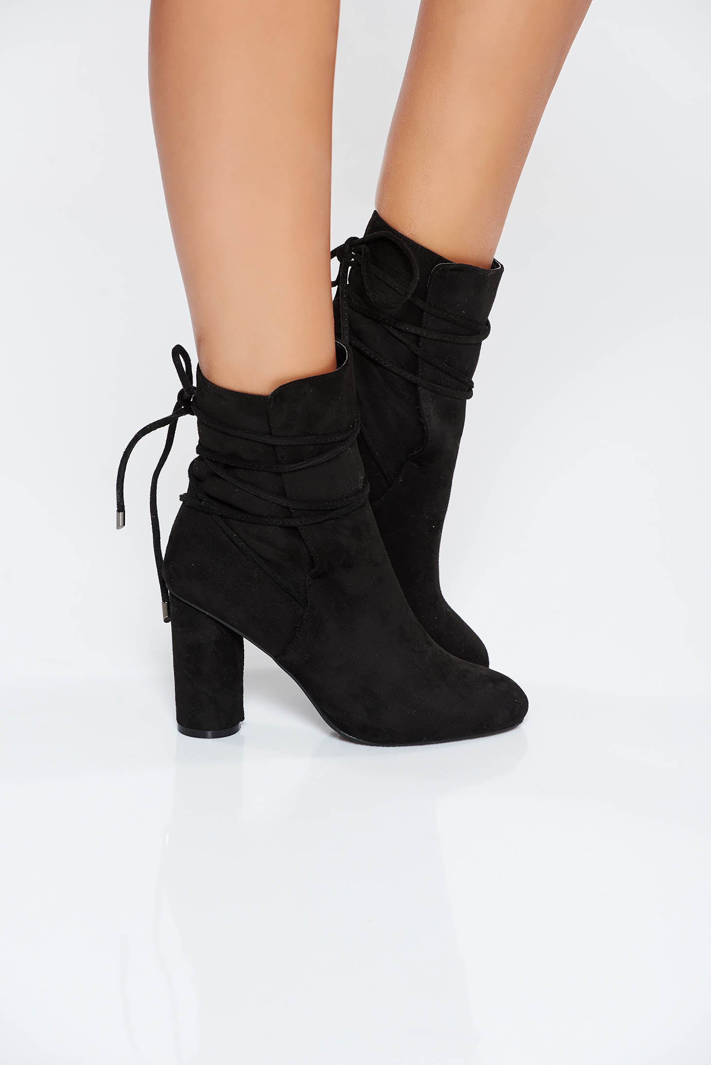 casual black ankle boots
