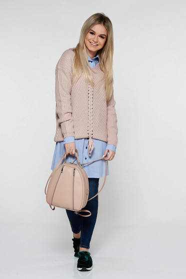 Rosa casual sweater with easy cut with v-neckline knitted fabric