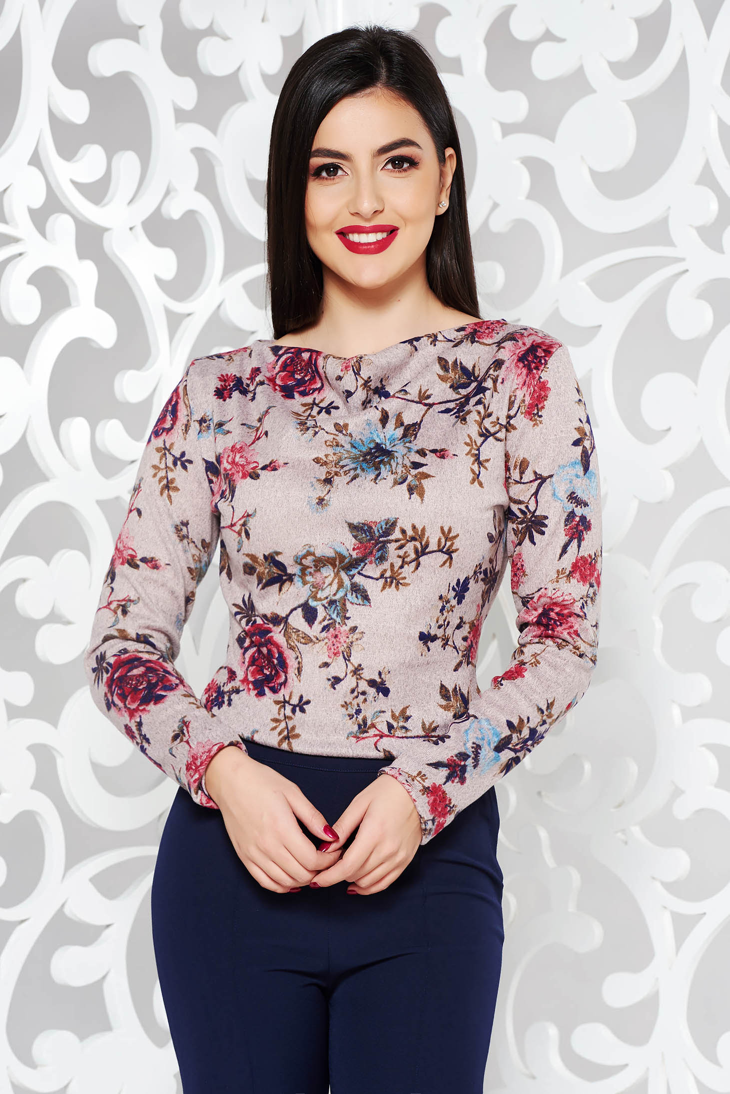 Pulover crem StarShinerS casual cu un croi mulat din material tricotat