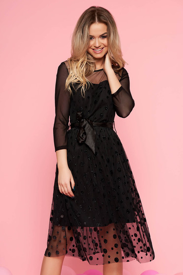 Black clubbing cloche dress from tulle with inside lining accessorized with tied waistband