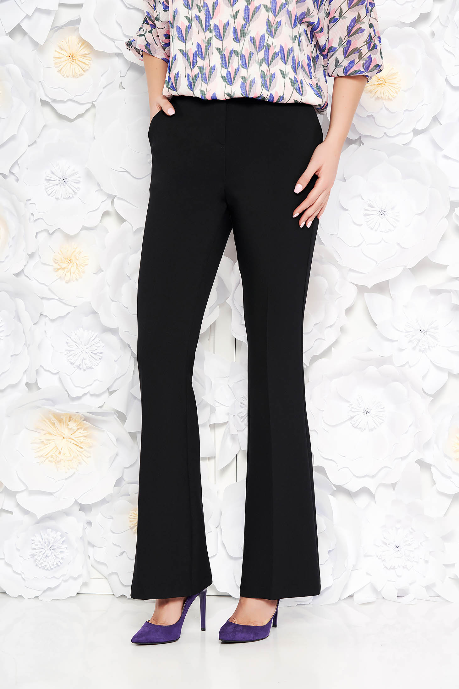 Pantaloni StarShinerS negri evazati cu talie medie din stofa usor elastica cu buzunare