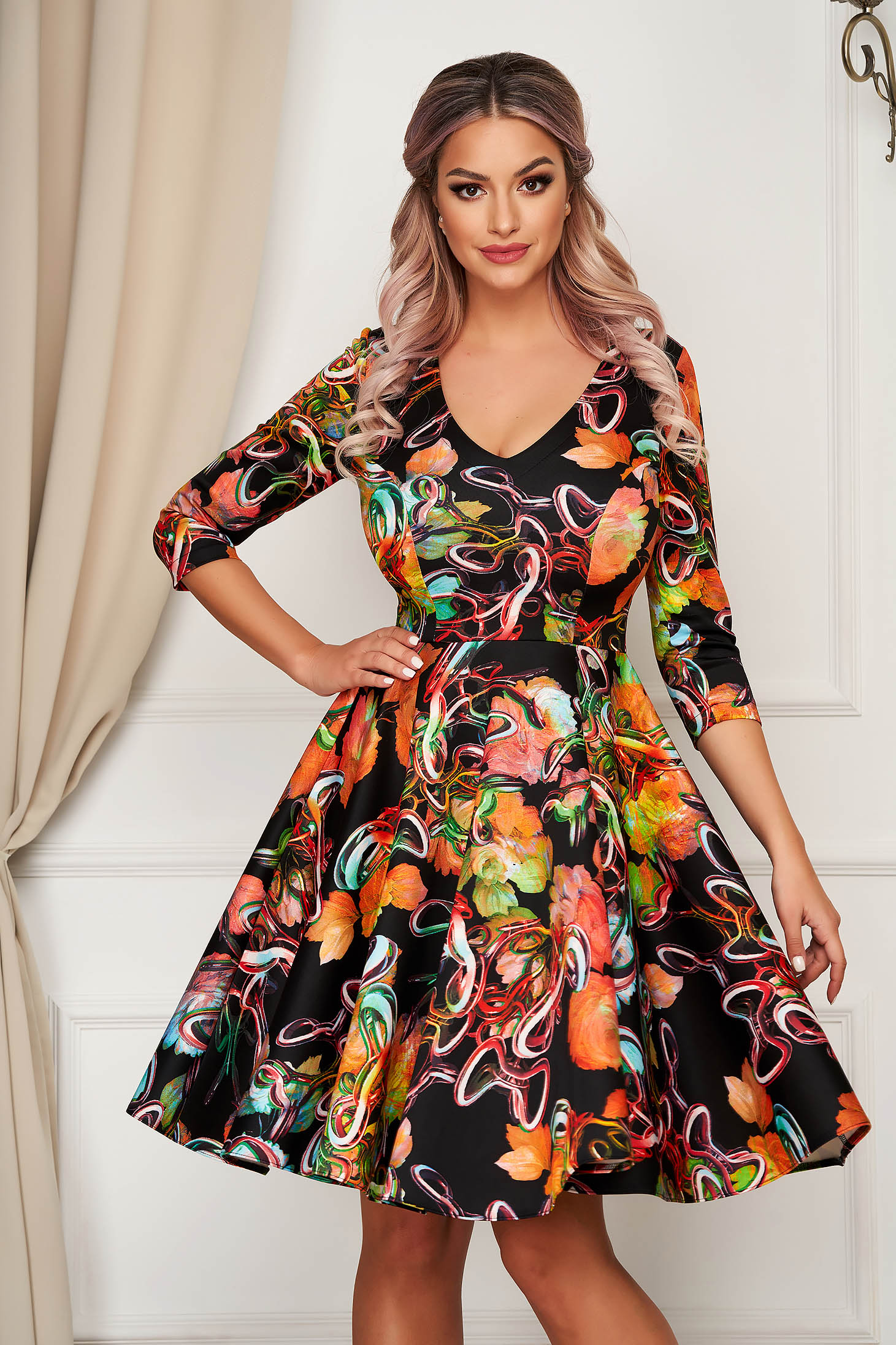 Rochie StarShinerS neagra scurta de zi in clos din scuba usor elastica