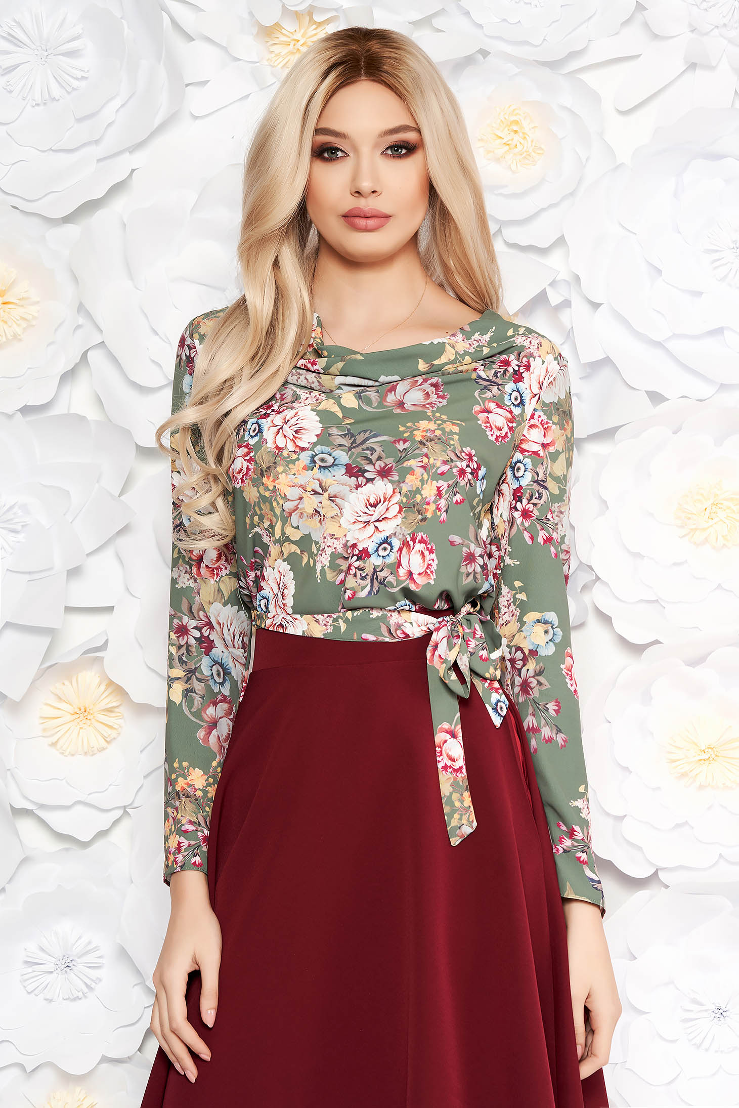 Bluza dama StarShinerS khaki office din material usor elastic cu imprimeuri florale accesorizata cu cordon