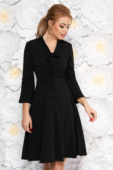 Black elegant daily dress with button accessories flaring cut