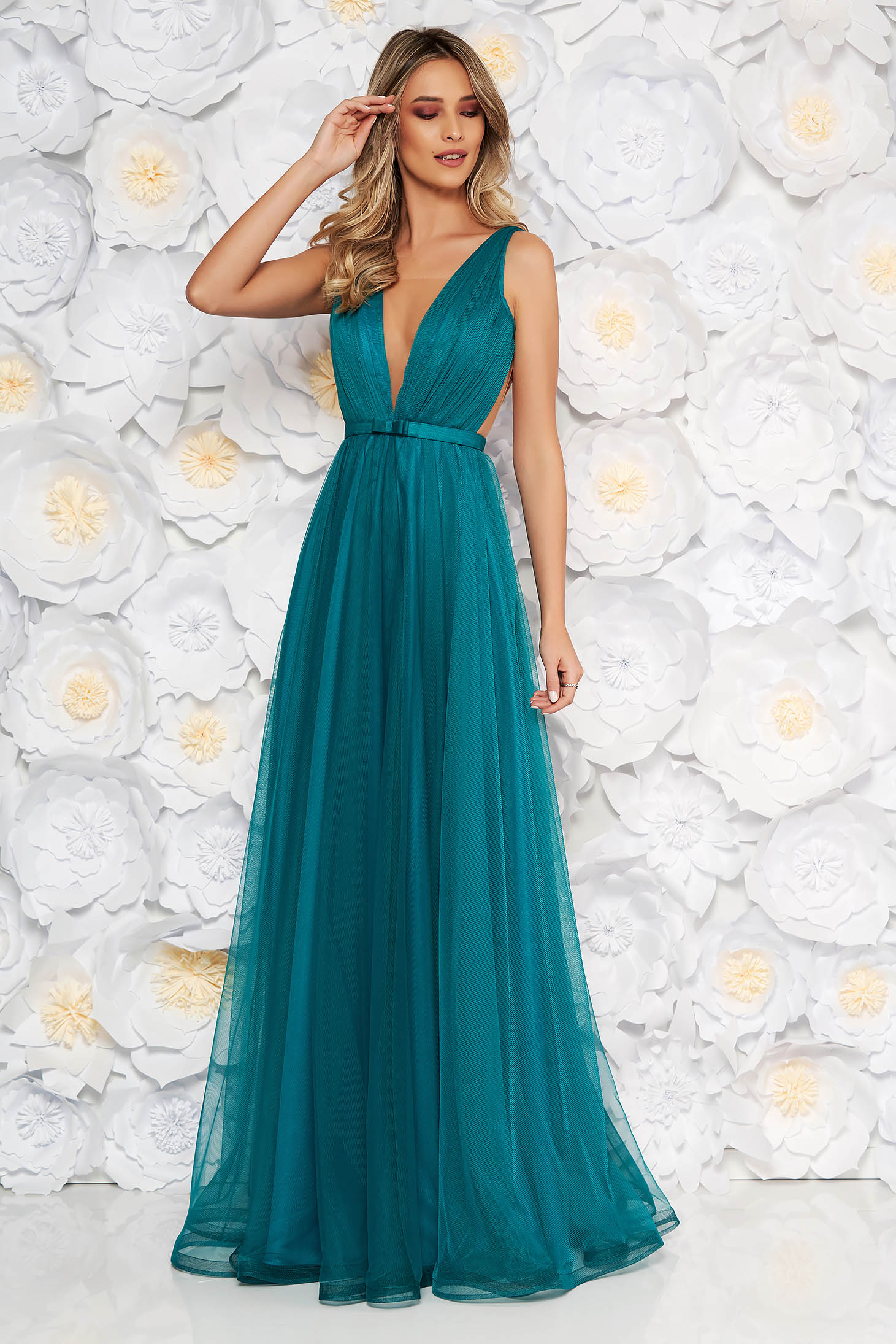 Ana Radu turquoise dress accessorized with tied waistband from tulle ...