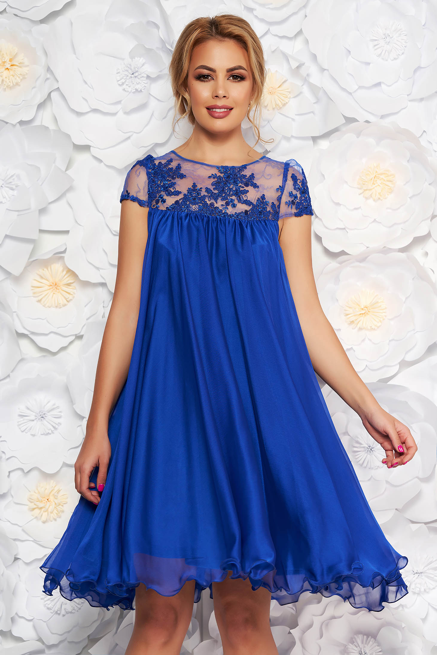 Kék bő szabású alkalmi ruha hímzett betétekkel muszlinból és béléssel 1 - StarShinerS.hu
