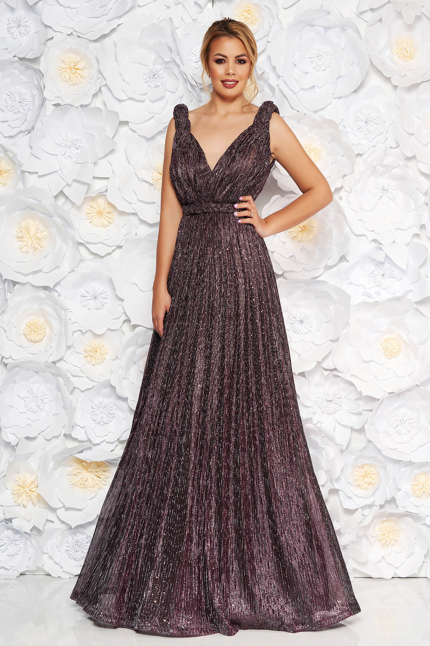 Rochie LaDonna mov lunga de ocazie in clos din tesatura metalica cu luciu cu bust buretat si decolteu in v