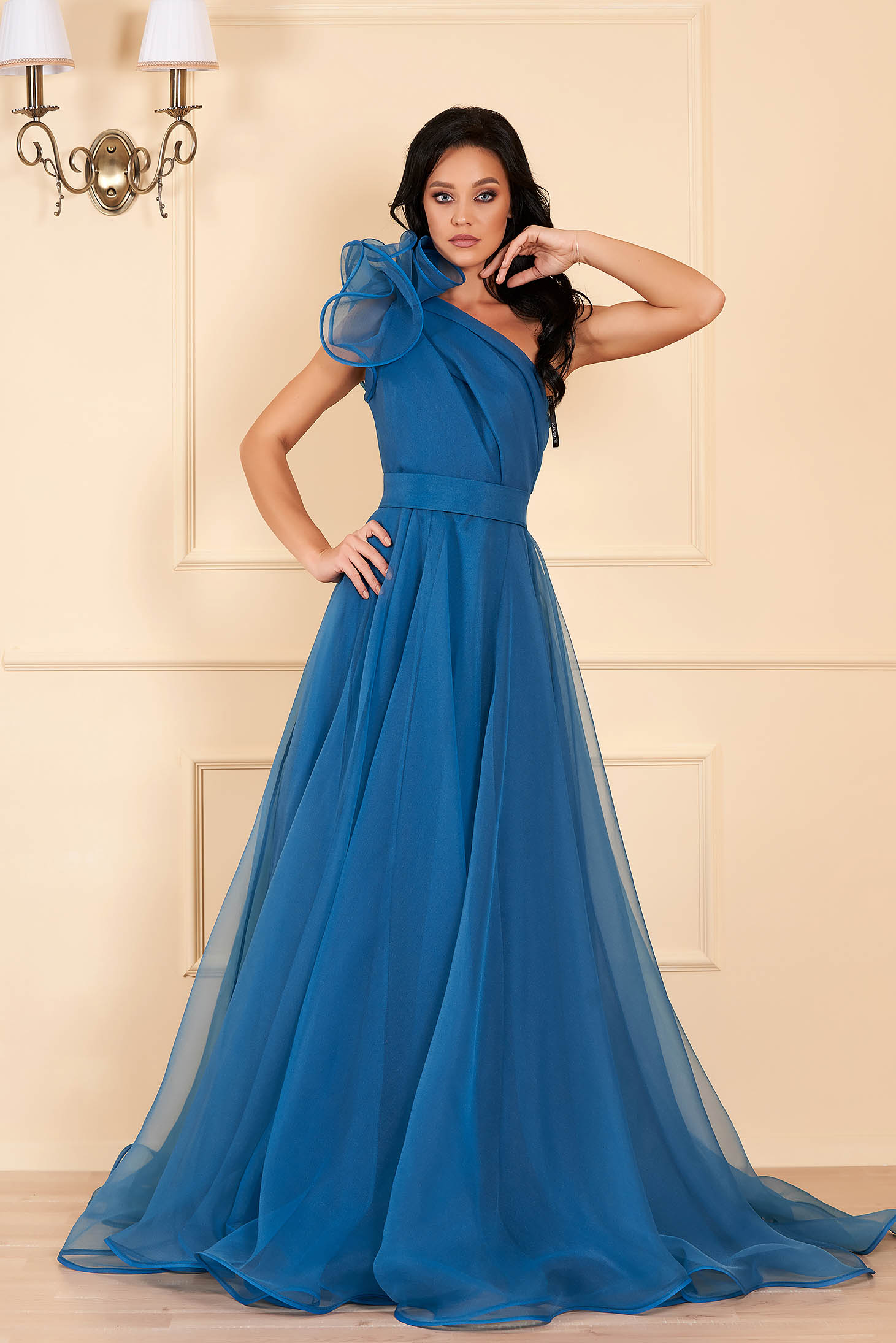 Ana Radu turquoise luxurious dress with inside lining accessorized with tied waistband one shoulder flaring cut