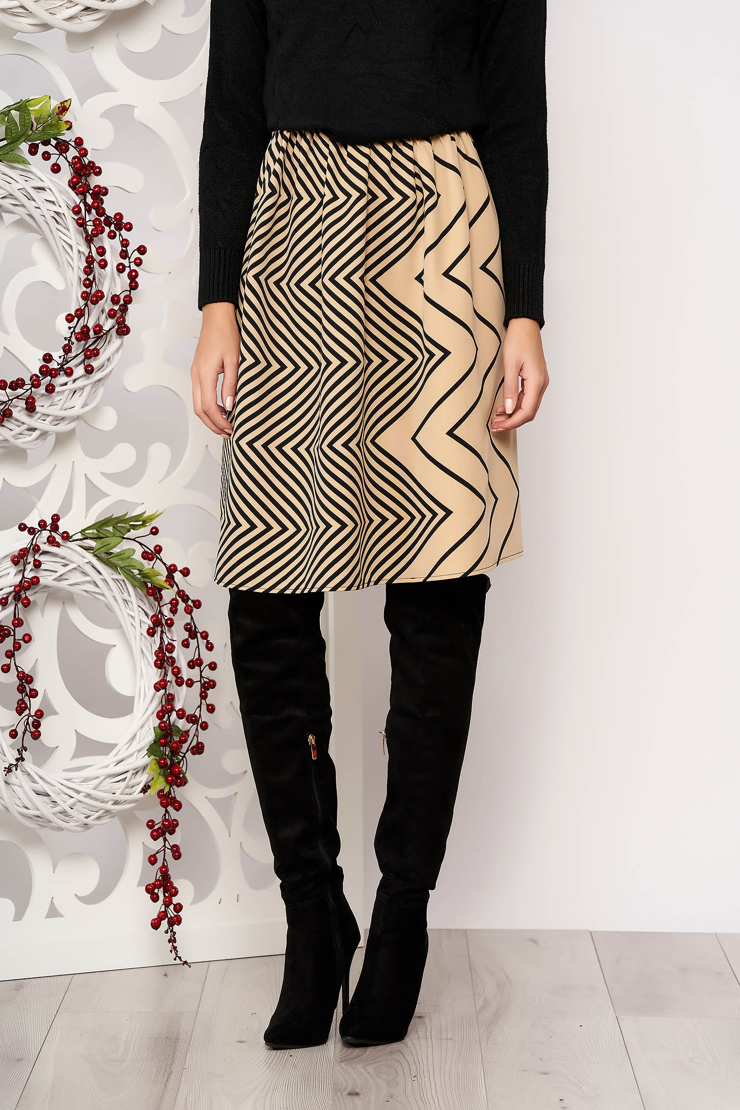 Skirt StarShinerS cream flaring cut with geometrical print slightly elastic fabric pressure-free border