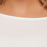 StarShinerS white dress elegant midi cloth accessorized with a waistband