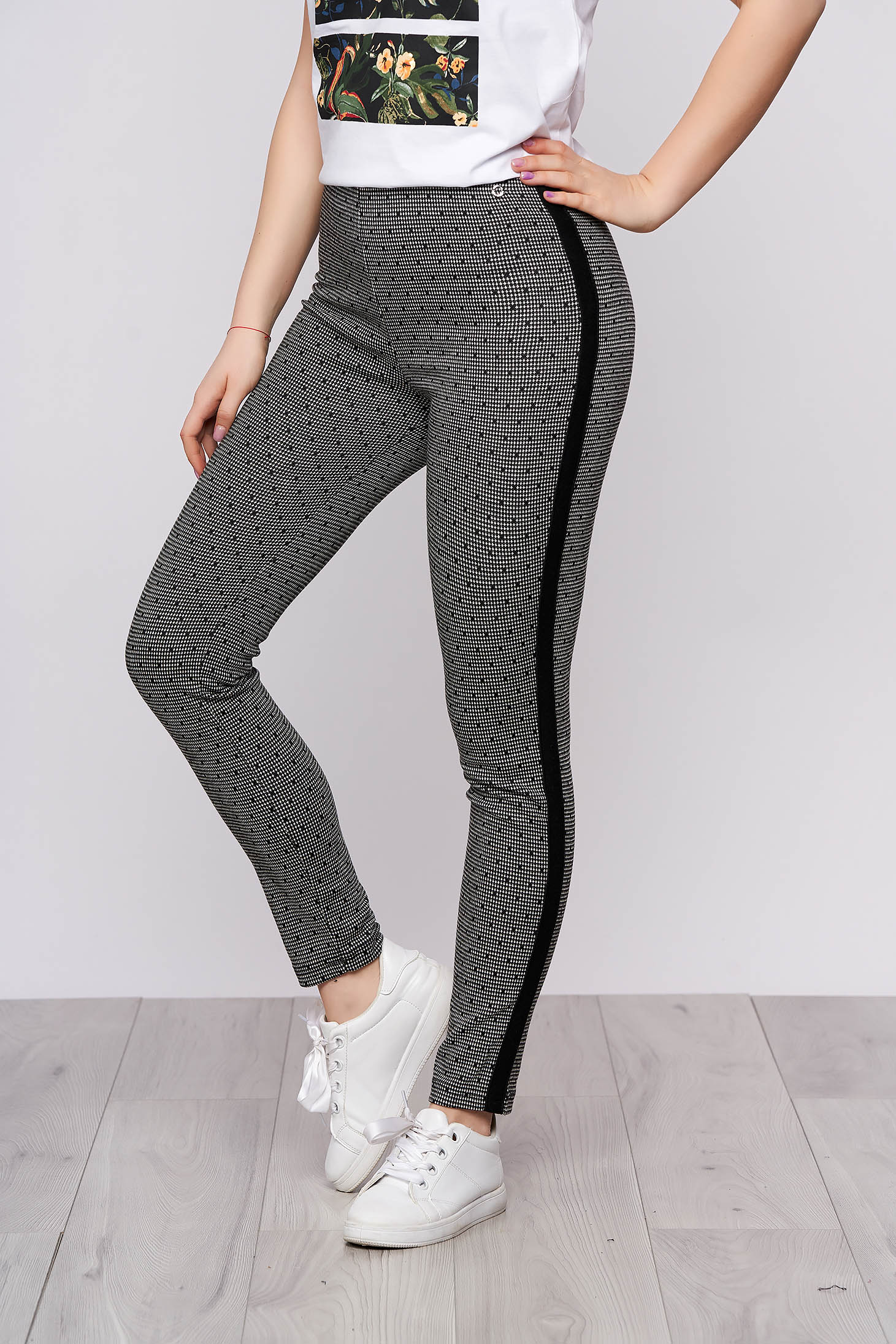 Colanti Top Secret negru casual din material elastic cu un croi mulat si talie inalta