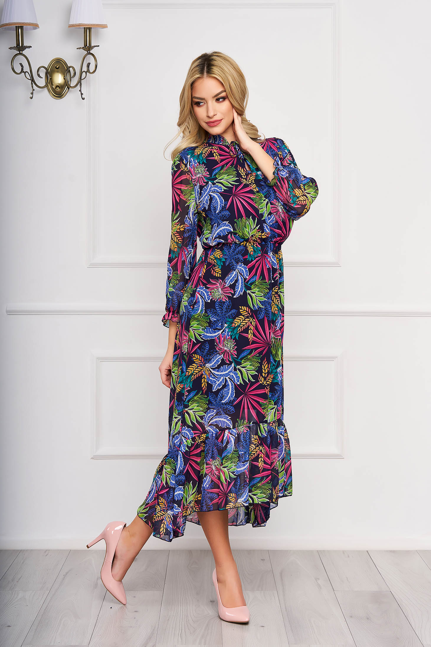 Rochie albastru-inchis asimetrica eleganta din voal cu imprimeuri florale cu elastic in talie